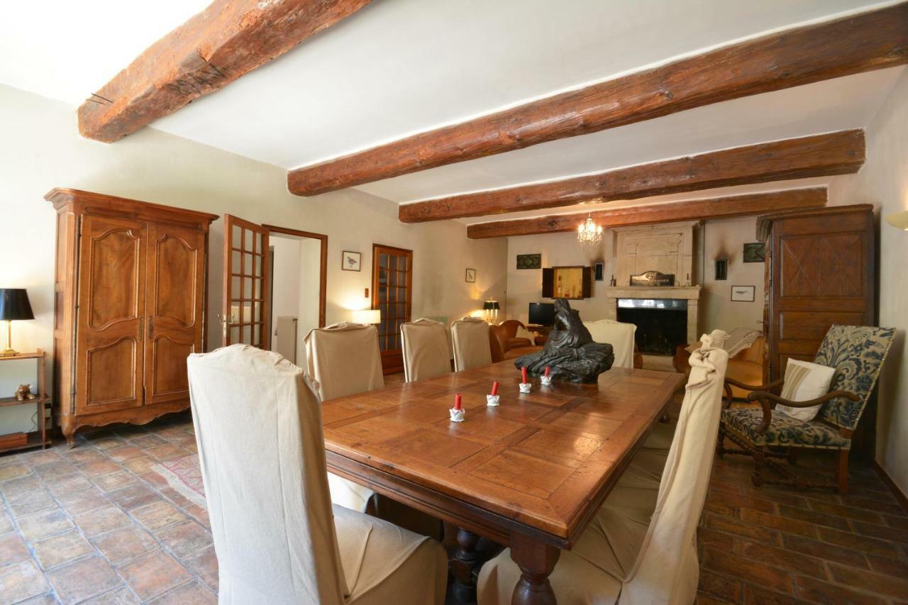Le Mas De Trevouse Saint-Saturnin-les-Avignon Bagian luar foto